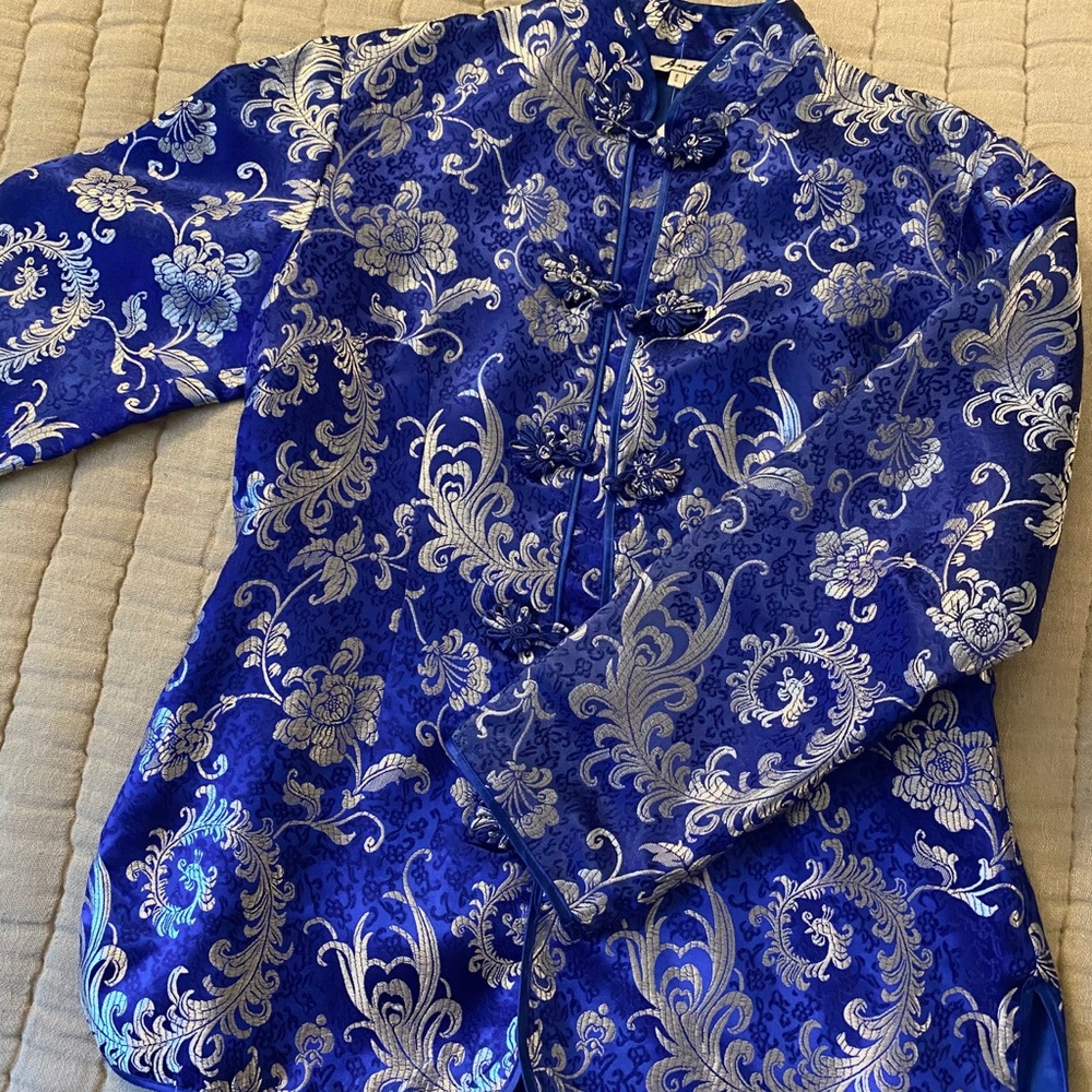 Oriental women’s suit jacket